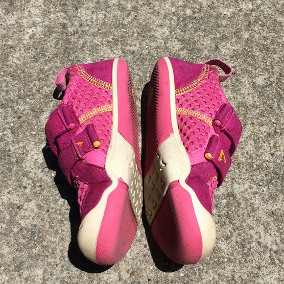 PLAE Hot Pink Mesh Sneaker T11.5 - Picture 2 of 8